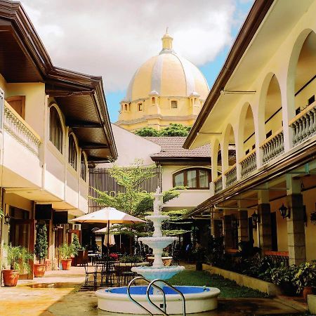 Solano Hotel & Resort At Casa Ysabel Lipa City ภายนอก รูปภาพ